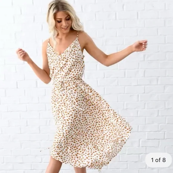 Flowy Belted Midi Dress - Picture 1 of 6